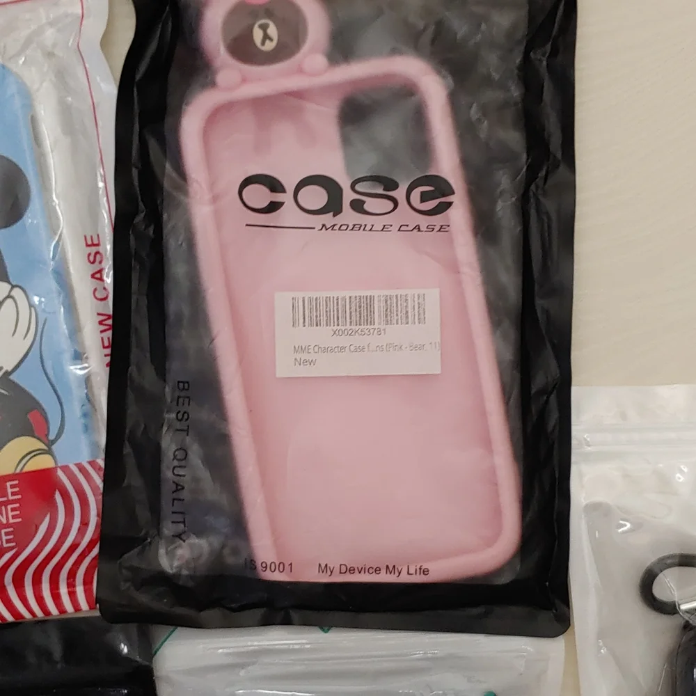 Cellphone case and accessories bundle